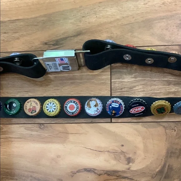 Vintage Bottle Cap Belt Disney Littlearth - Picture 5 of 9